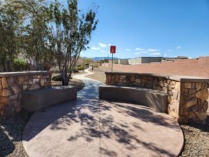 The start of the trail to Paiute Park